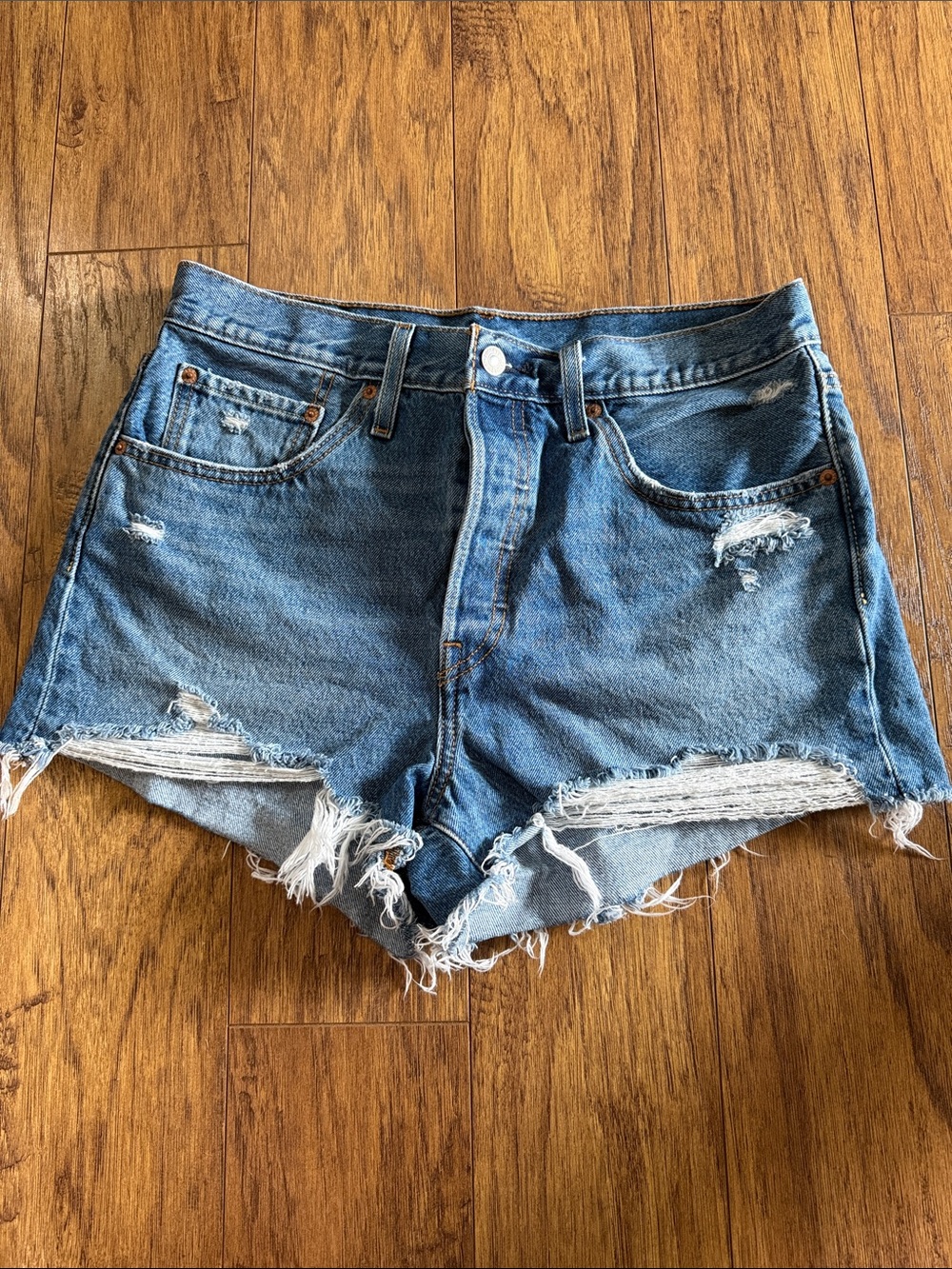 Levi's Vintage Blue Cutoff Denim Shorts - Picture 4 of 6